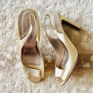 Diane von Furstenberg DVF Metallic Gold Leather Peep Toe Slingback Heels Size 7